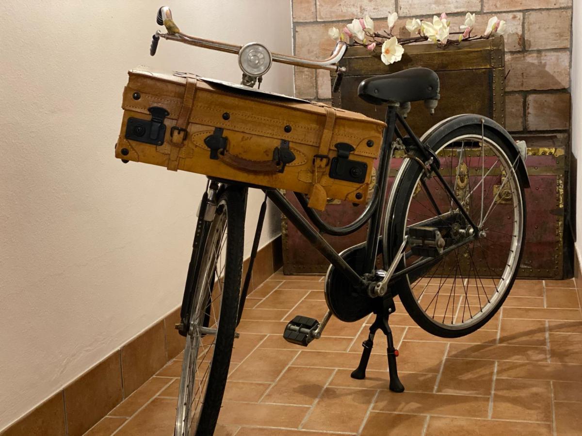 B&B Stazione Don Camillo Brescello Exteriér fotografie