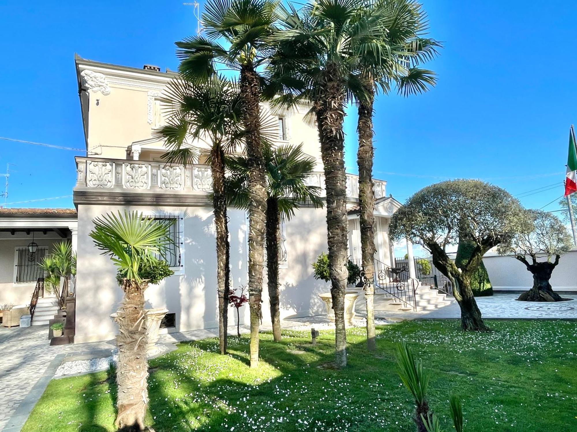B&B Stazione Don Camillo Brescello Exteriér fotografie